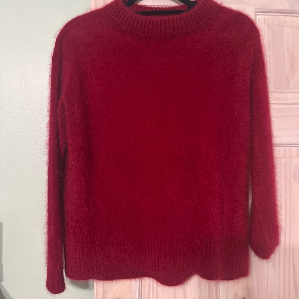 Sweater - image 1